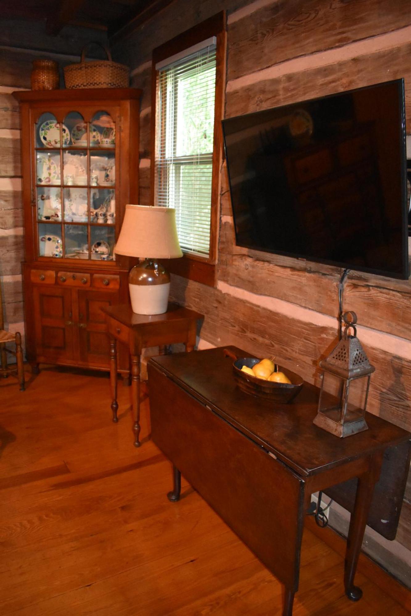 Restored1850S Log Cabin, With Gazebo And Gardens! 1 Mile To Downtown Weaverville Exterior foto