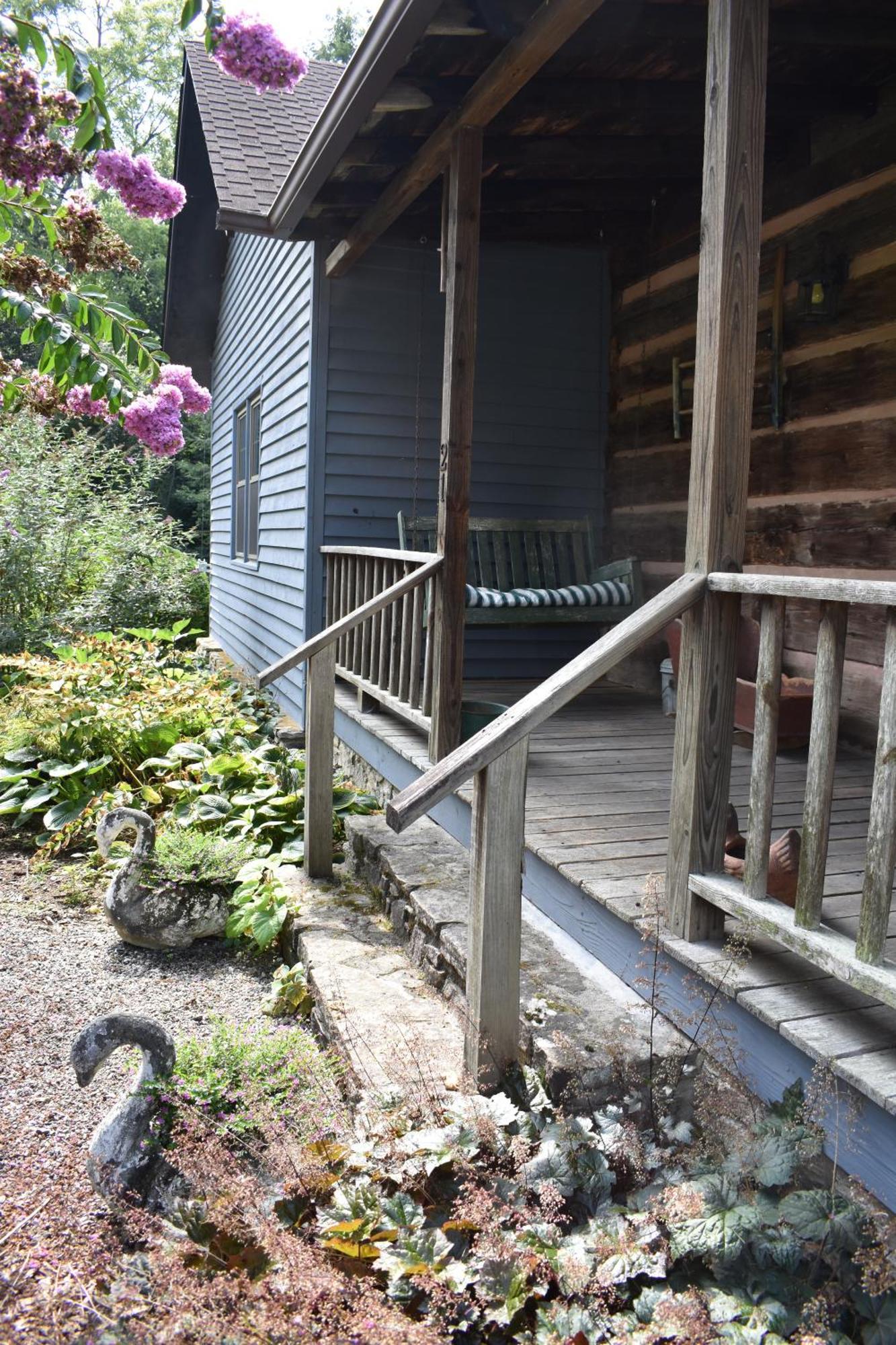 Restored1850S Log Cabin, With Gazebo And Gardens! 1 Mile To Downtown Weaverville Exterior foto